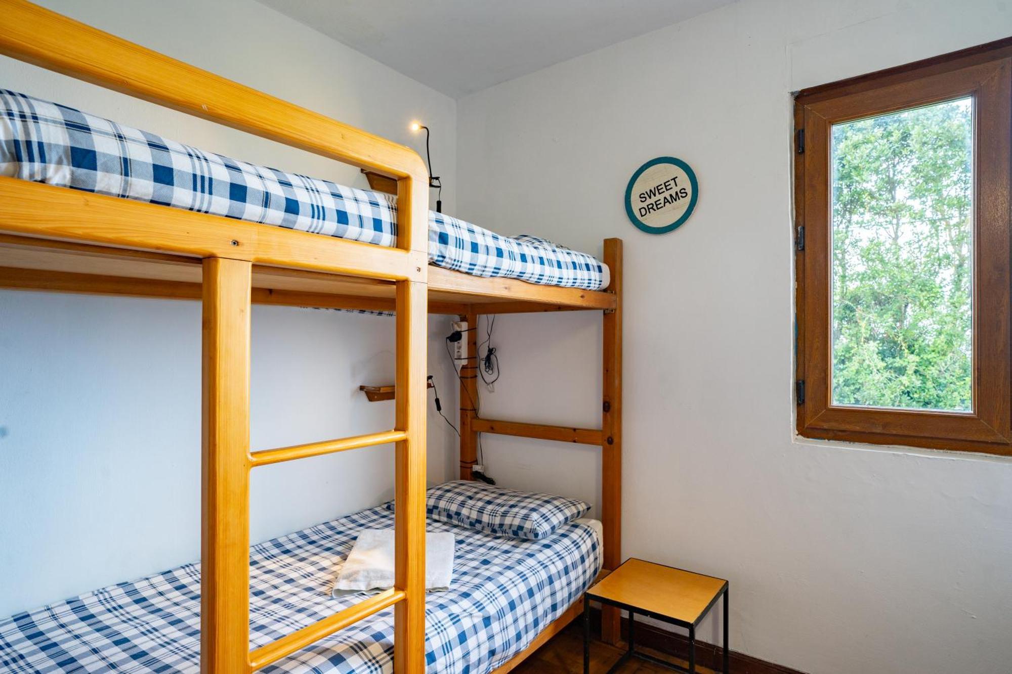Surf House Sanvi Bed & Breakfast San Vicente De La Barquera Exterior photo