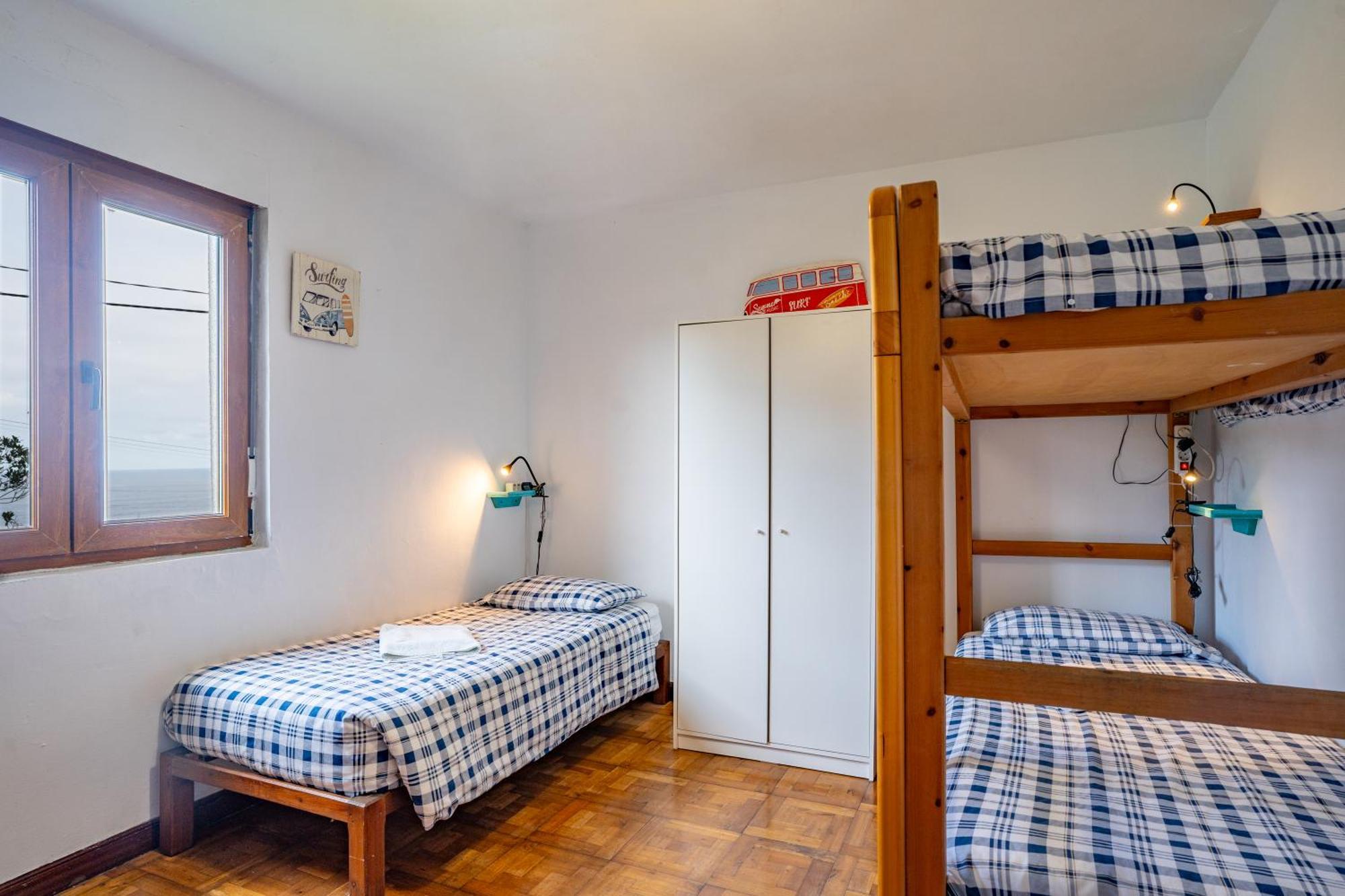 Surf House Sanvi Bed & Breakfast San Vicente De La Barquera Exterior photo